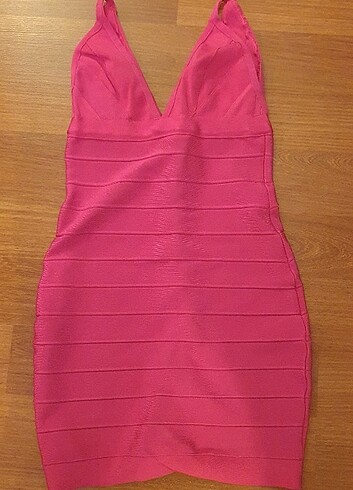 Herve Leger pembe bandaj elbise 