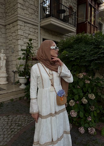 Bohem Etnik Desenli Uzun Beyaz Elbise