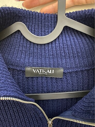 Zara Çizgili kazak vatkalı marka