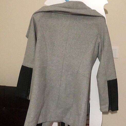 xs Beden Bershka kaban mont