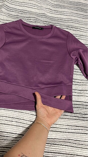 s Beden mor Renk Mor Parlak crop bluz