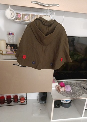 Düğmeli Kısa Kahverengi çocuk Panço - Görsel 4