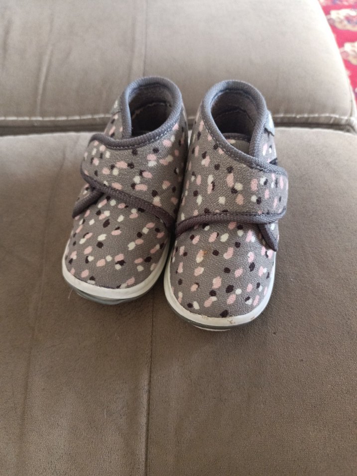 nKız Çocuk Gri Yılan Desenli Sıcak Terlik - Görsel 2