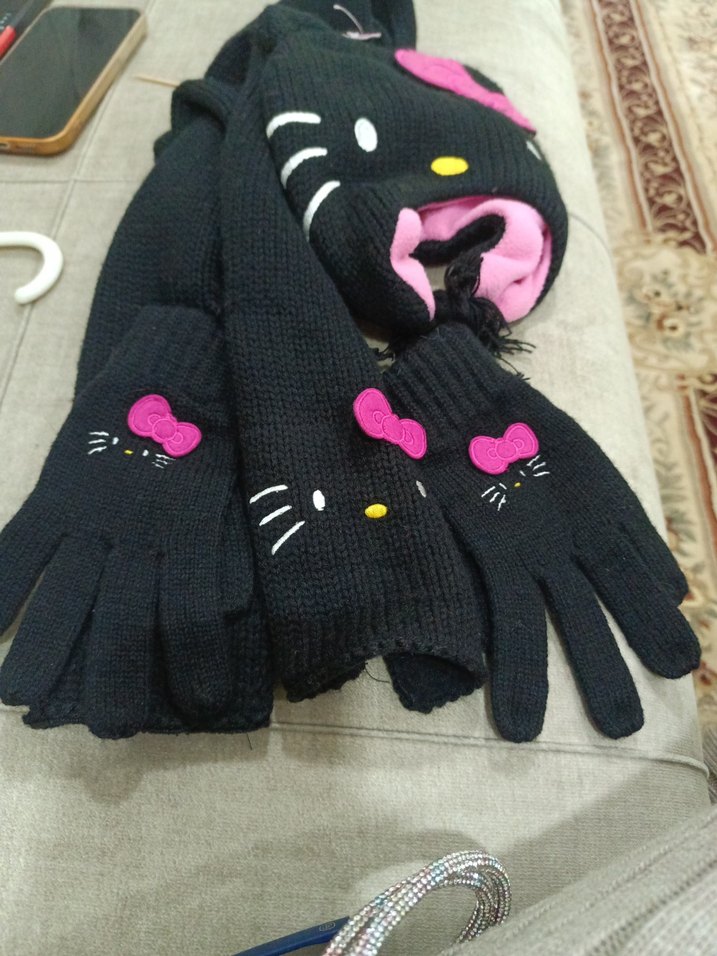 C1 Çocuk Siyah Nakışlı Örgü Eldiven ve Bere Seti - Görsel 4