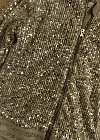 C1 gri pul detaylı cocuk hırka - Görsel 4