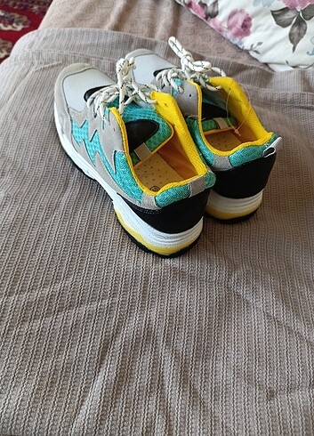16, Spor ayakkabı - Görsel 5