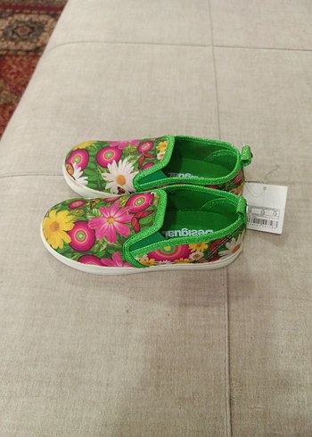 Desigual Çiçek Desenli Çok Renkli Kız Çocuk Spor Ayakkabı