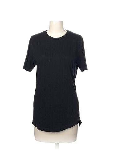 Zara T-shirt %70 İndirimli.