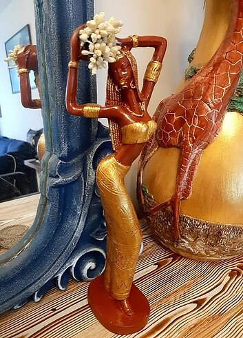 Afrikali kadin