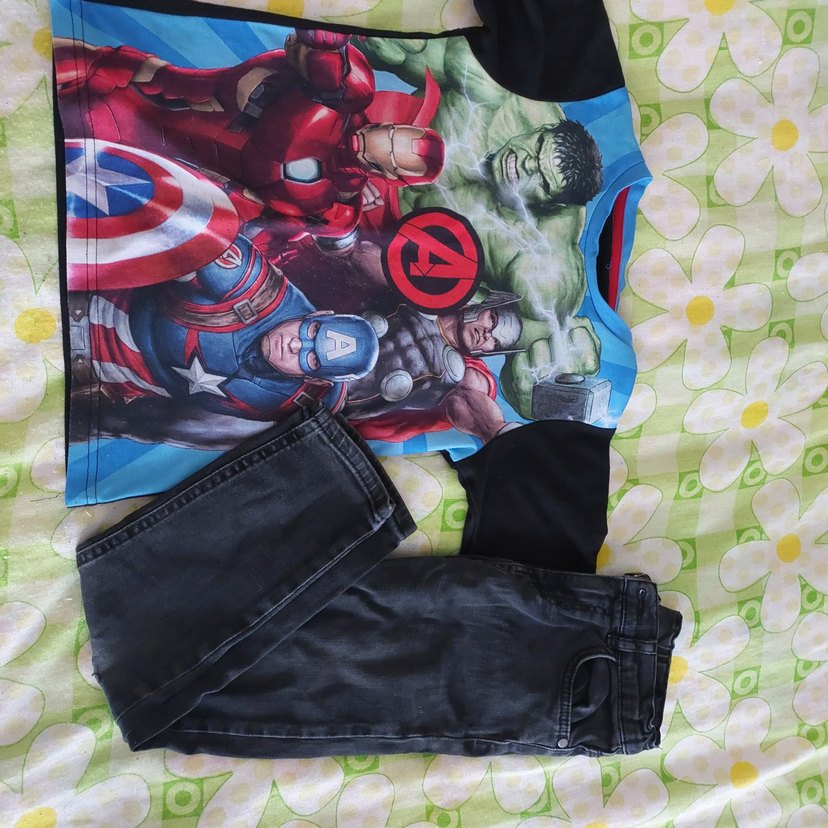 Çocuk Marvel Baskılı Koyu Renk Tişört - Görsel 2