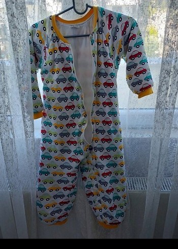 Çok Renkli Erkek Çocuk Fermuarlı Pijama