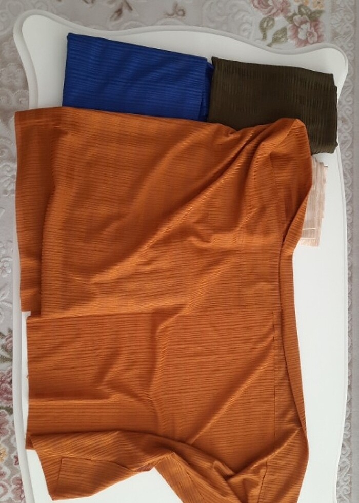 Baştan geçirmeli şal - Görsel 3