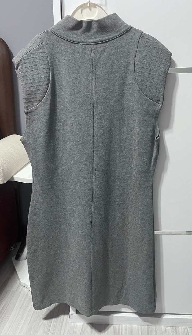 Gri Kolsuz Yüksek Yakalı Elbise - Görsel 2