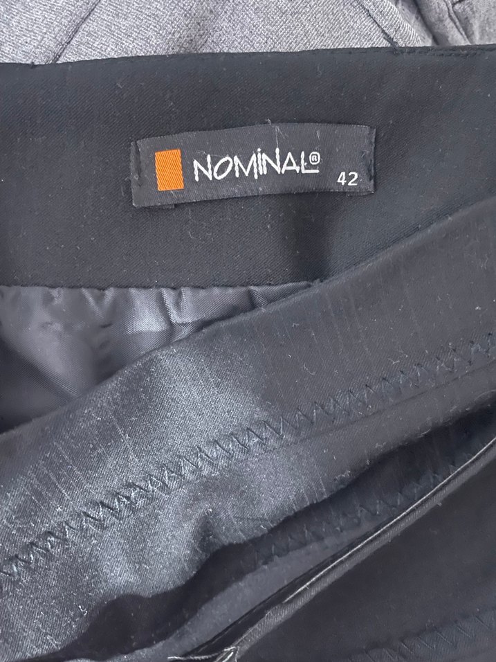 Kemer Detaylı Siyah Kalem Etek - Görsel 4