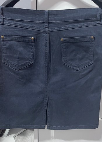 Lacivert Etek - Görsel 2