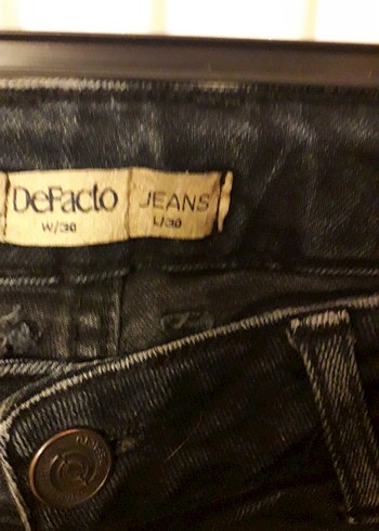 30 Beden Kemer Detaylı Kadın Denim Jean