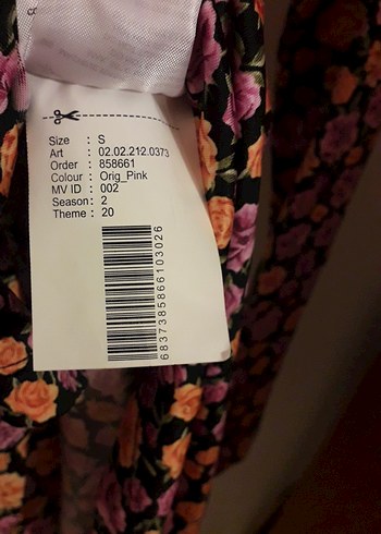 V Yaka Çiçek Desenli Uzun Kollu tulum - Görsel 6