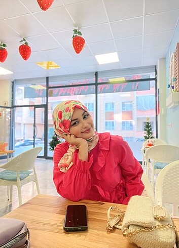 Fuşya pembe yandan bağlamalı gomlek