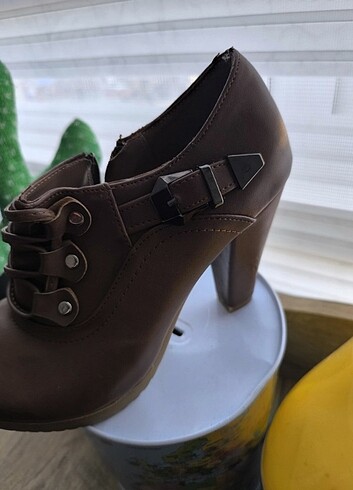 Topuklu ayakkabı - Görsel 16