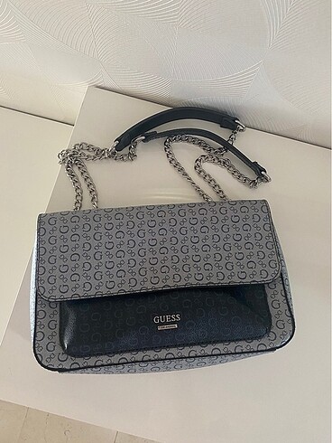 GUESS ÇANTA