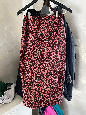 s Beden Zara leopar etek