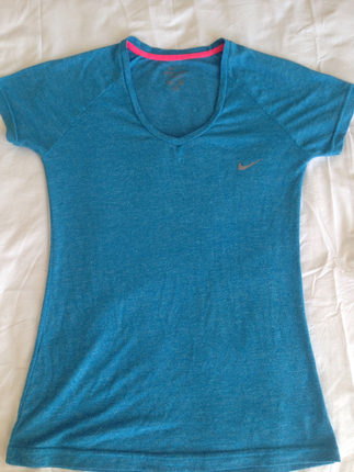 Nike Tişört
