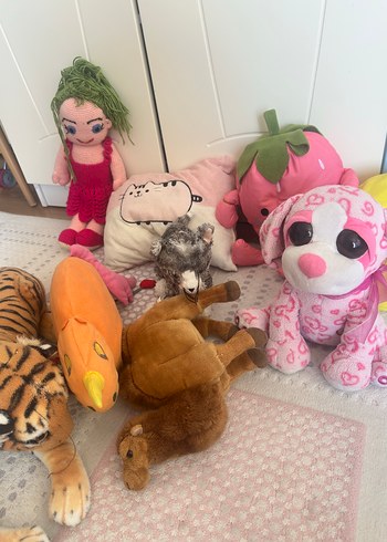 Beden Renkli Pembe Peluş Oyuncak