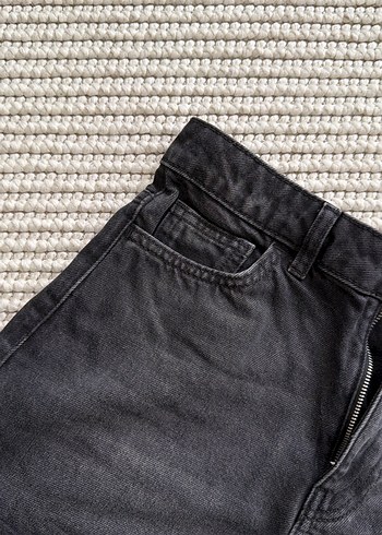 36 Beden Gri Mini Denim Şort