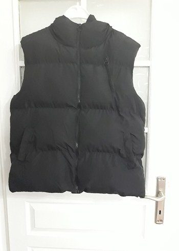 48 Beden siyah Renk Siyah Fermuarlı Kadın Yelek göğüs ölçüsü 63 cm boyu 65cm