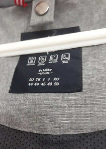 Gri Midi Kadın Yağmurluk göğüs ölçüsü 58 cm boyu 90 cm - Görsel 8