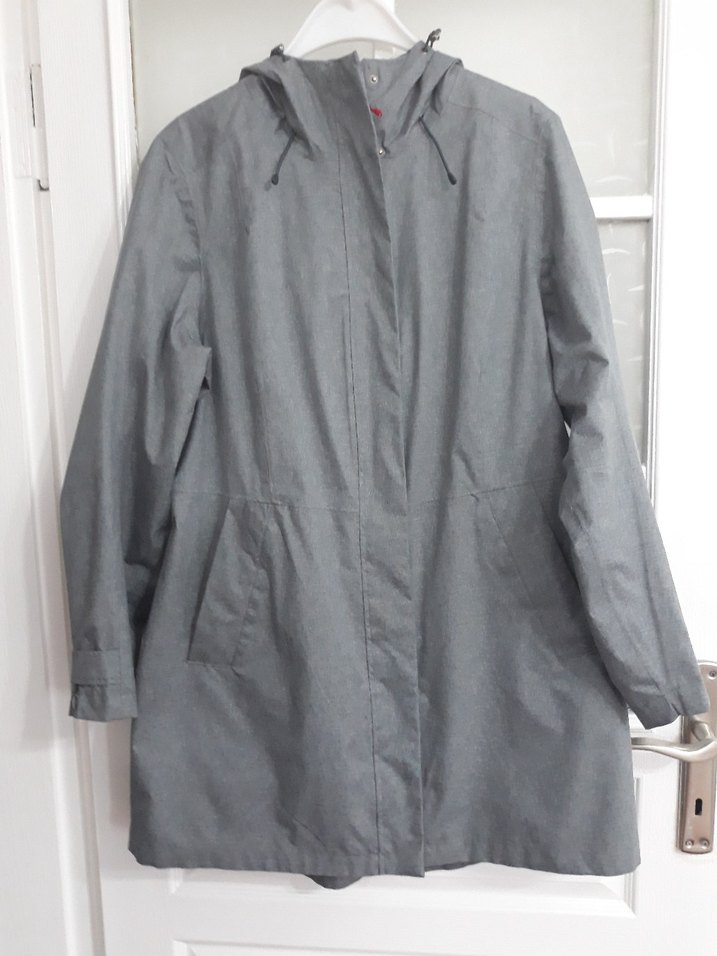 Gri Midi Kadın Yağmurluk göğüs ölçüsü 58 cm boyu 90 cm - Görsel 2