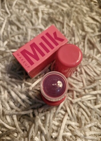 Beden Renk Milk makeup allık