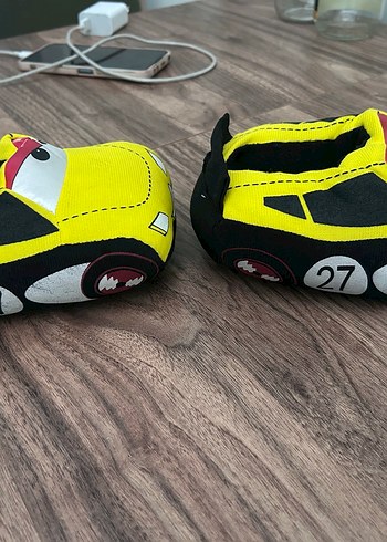 Erkek Çocuk Sarı Pop Kültür Sıcak Ev Terliği - Görsel 2