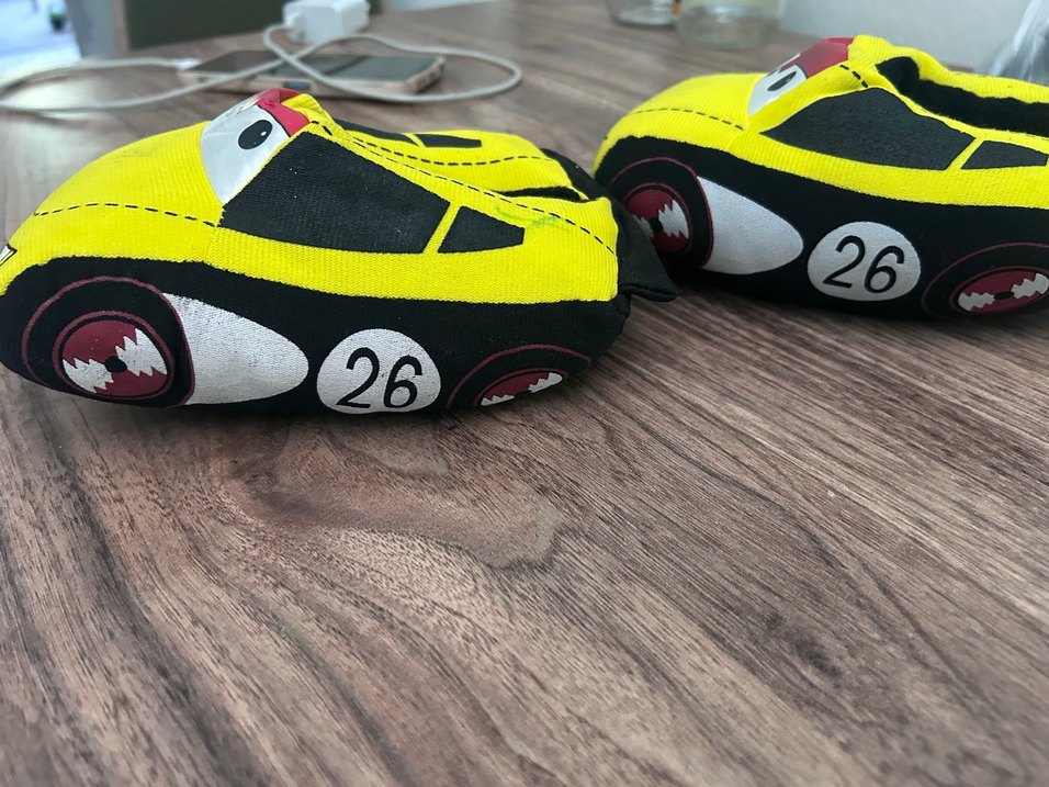 Erkek Çocuk Sarı Pop Kültür Sıcak Ev Terliği - Görsel 3