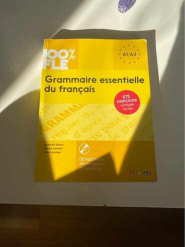 Grammaire essentielle Français