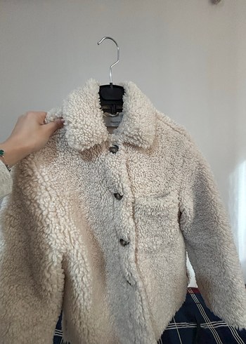 Bershka Kadın Beyaz Kürk Detaylı Midi Mont - Görsel 2