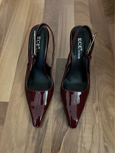 Bordo Stiletto