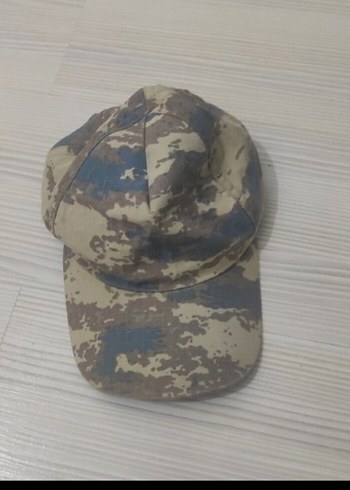 Minimalist Desenli Erkek Şapka bileklik ve kolye