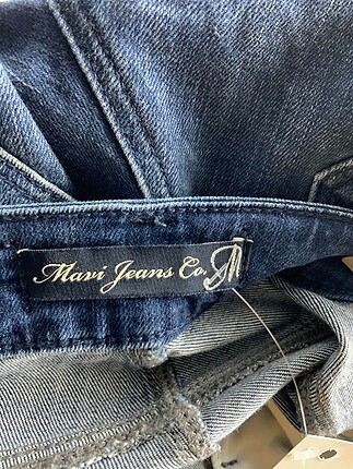 34 Beden Mavi Jean / Kot %70 İndirimli.