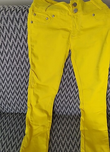Sarı pantolon