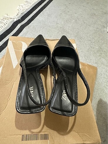 Zara Zara topuklu ayakkabı