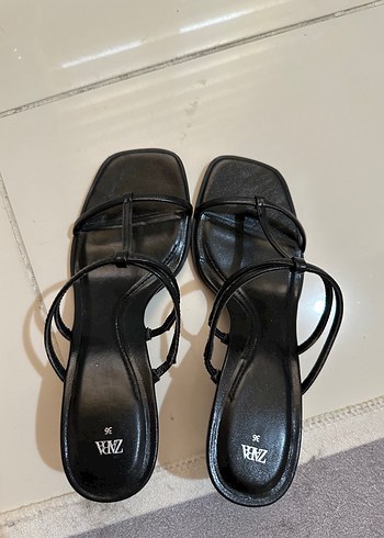 36 Beden Minimalist Beyaz Topuklu Kadın Sandalet
