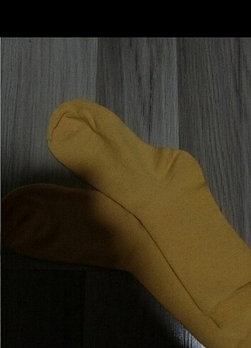 Sarı çorap 