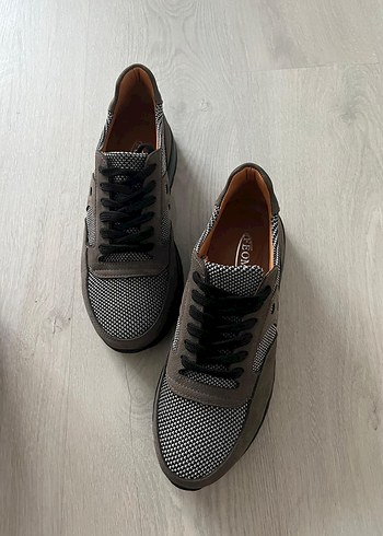 Diğer Sehir Stiline Uygun Gri Siyah Sneaker
