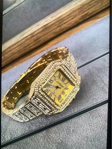 Cartier gold