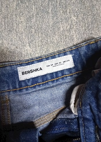 Yırtık Mini Mavi Kot Şort - Görsel 2