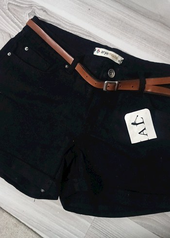 Kemerli Siyah Mini Denim Şort - Görsel 2