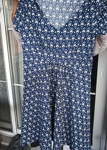 V Yaka Lacivert elbise - Görsel 2