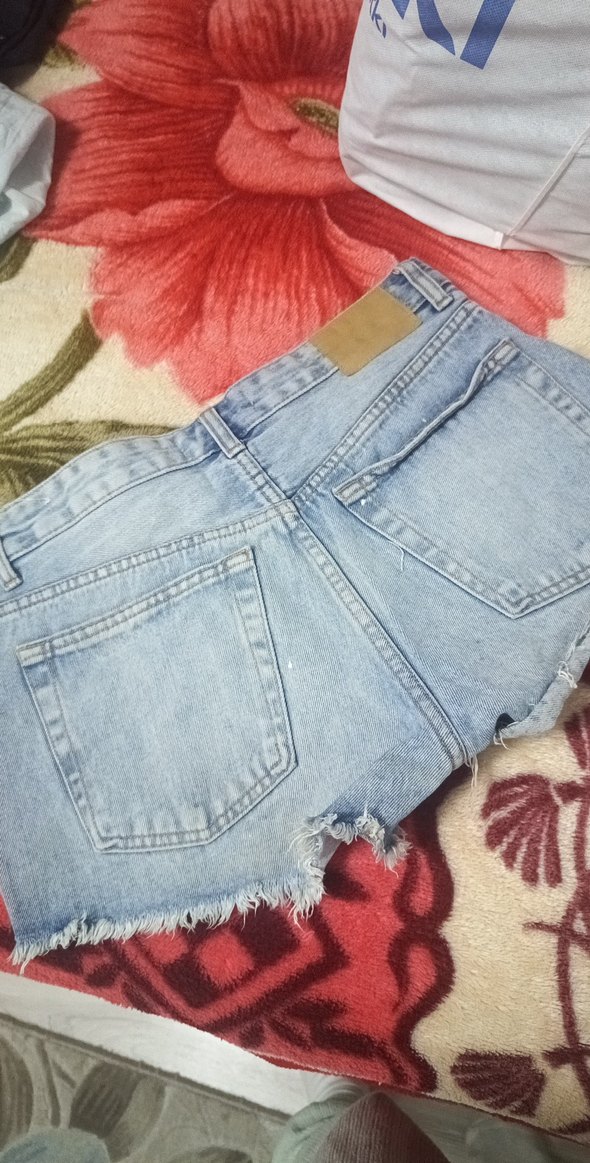 Sokak Stili yırtık Mini Kot Şort - Görsel 4