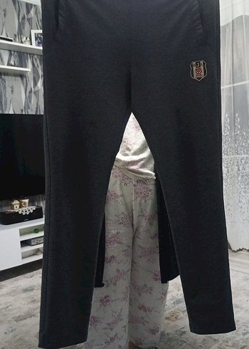 Gri Baskılı Düğmeli erkek Beşiktaş Eşofman Altı - Görsel 2